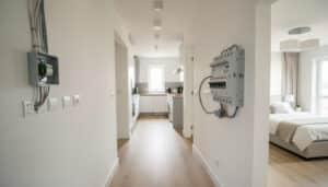 Image mise en avant pour Installer du matériel électrique pour la maison pièce par pièce